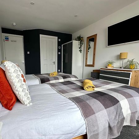 Breakers Guest House New Quay Kültér fotó